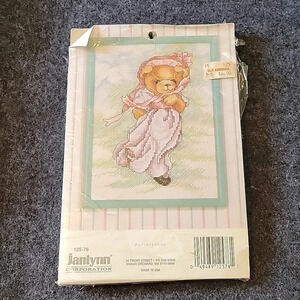 🌴3/$15🌴 125-78 cross stitch Janlynn girl bear in dress